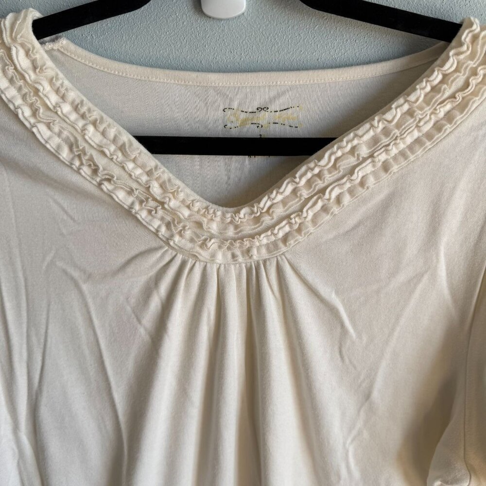 Crystal Kobe Womens Cream Ivory Short Sleeve Ruffle V-Neck Tee 2X Basic Casual - Picture 6 of 9